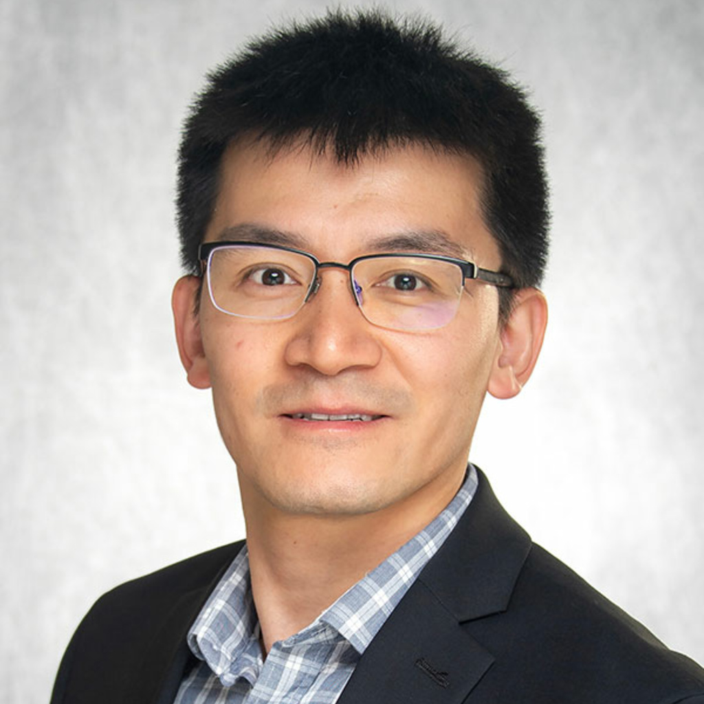 Xi Peng, portrait